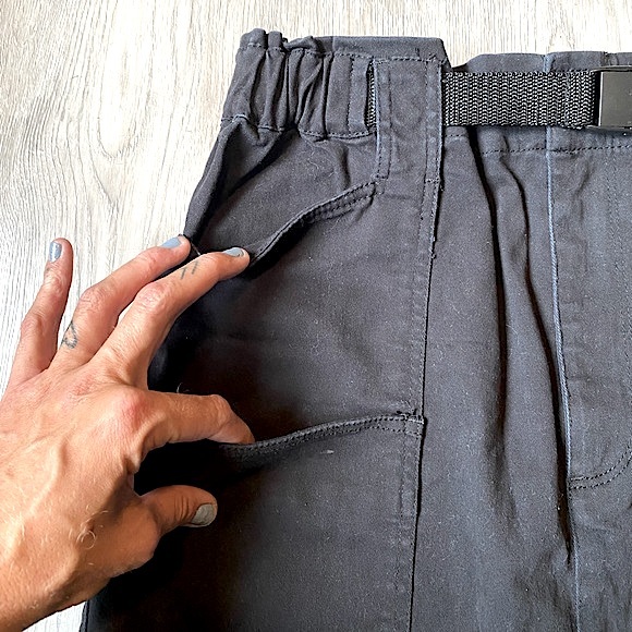 HOLLISTER • Black Mini Denim Utility Cargo Skirt • Size Medium • Built-in Belt - Picture 5 of 12